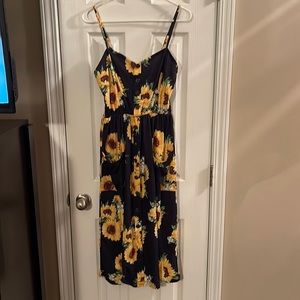 Sunflower pattern maxi dress with pockets